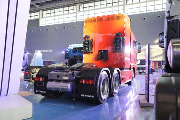 SITRAK GX&nbsp;电动牵引车外观图片