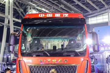 �й����� �ǵ¿�SITRAK G7H�ؿ� 840���� 6X4 AMT�Զ���ǣ����(Һ��)(ZZ4256Y344HF1B)ͼƬ