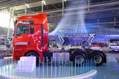 中国重汽 汕德卡SITRAK G7H重卡 840马力 6X4 AMT自动档牵引车(液缓)(ZZ4256Y344HF1B)