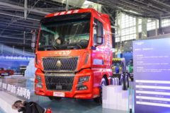 中国重汽 汕德卡SITRAK G7H重卡 840马力 6X4 AMT自动档牵引车(液缓)(ZZ4256Y344HF1B)