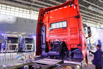 �й����� �ǵ¿�SITRAK G7H�ؿ� 840���� 6X4 AMT�Զ���ǣ����(Һ��)(ZZ4256Y344HF1B)ͼƬ