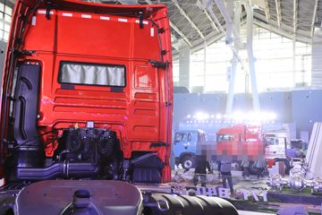 �й����� �ǵ¿�SITRAK G7H�ؿ� 840���� 6X4 AMT�Զ���ǣ����(Һ��)(ZZ4256Y344HF1B)ͼƬ