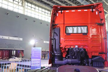 �й����� �ǵ¿�SITRAK G7H�ؿ� 840���� 6X4 AMT�Զ���ǣ����(Һ��)(ZZ4256Y344HF1B)ͼƬ