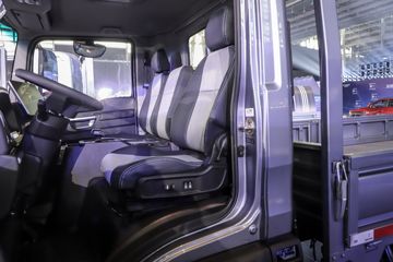 �й�����HOWO ����PRO 170���� 4.15��AT�Զ������������ῨͼƬ