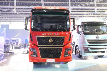 й ǵ¿SITRAK G7Hؿ 700 6X4 LNGԶǣ(ZZ4256Y384HF1LB)ͼƬ
