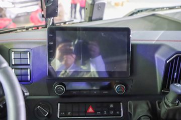 �й����� �ǵ¿�SITRAK G7H�ؿ� 700���� 6X4 LNG�Զ���ǣ����(ZZ4256Y384HF1LB)ͼƬ