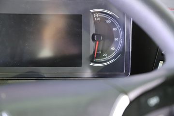 �й����� �ǵ¿�SITRAK G7H�ؿ� 700���� 6X4 LNG�Զ���ǣ����(ZZ4256Y384HF1LB)ͼƬ