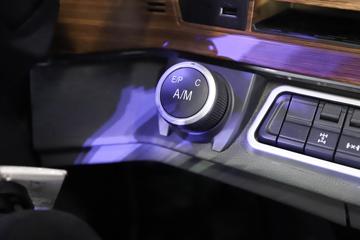 �й����� HOWO TH7�ؿ� 630���� 6X4 AMT�Զ���ǣ����(Һ��)ͼƬ