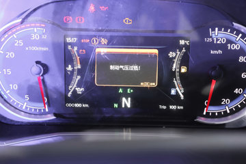 �й����� HOWO TH7�ؿ� 630���� 6X4 AMT�Զ���ǣ����(Һ��)ͼƬ