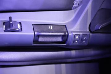 �й����� HOWO TH7�ؿ� 630���� 6X4 AMT�Զ���ǣ����(Һ��)ͼƬ