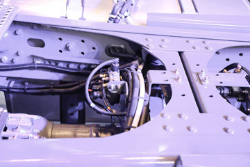 �й����� HOWO TH7�ؿ� 630���� 6X4 AMT�Զ���ǣ����(Һ��)ͼƬ