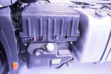 �й����� HOWO TH7�ؿ� 630���� 6X4 AMT�Զ���ǣ����(Һ��)ͼƬ