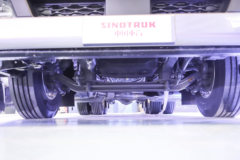 中国重汽 HOWO TH7重卡 630马力 6X4 AMT自动档牵引车(液缓)