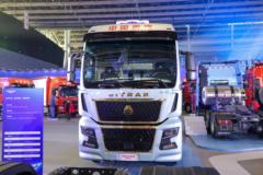 中国重汽 汕德卡SITRAK G7H重卡 560马力 6X4 双燃料自动档牵引车