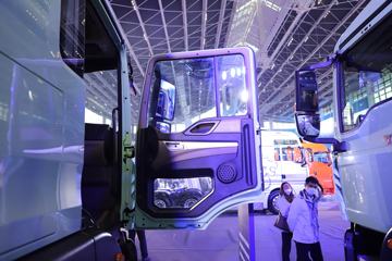 �������� HOWO TX�ؿ� 8X4 5.6�״��綯��ж��(ZZ3317V326GZ1BEV61)612kWhͼƬ