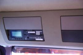 HOWO TX7&nbsp;电动自卸车驾驶室图片