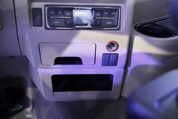 �������� HOWO TX�ؿ� 8X4 5.6�״��綯��ж��(ZZ3317V326GZ1BEV61)612kWhͼƬ