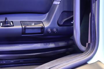 �������� HOWO TX�ؿ� 8X4 5.6�״��綯��ж��(ZZ3317V326GZ1BEV61)612kWhͼƬ