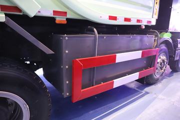 �������� HOWO TX�ؿ� 8X4 5.6�״��綯��ж��(ZZ3317V326GZ1BEV61)612kWhͼƬ