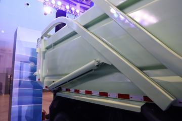 �������� HOWO TX�ؿ� 8X4 5.6�״��綯��ж��(ZZ3317V326GZ1BEV61)612kWhͼƬ