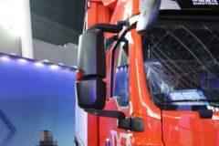中国重汽 HOWO TX7 290马力 4X2 9.52米LNG厢式载货车(重汽8档)