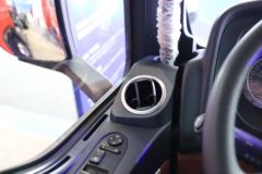 中国重汽 HOWO TX7 290马力 4X2 9.52米LNG厢式载货车(重汽8档)