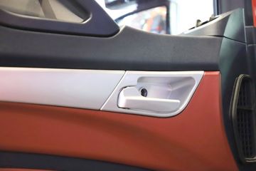 �й����� HOWO TX7 290���� 4X2 9.52��LNG��ʽ�ػ���(����8��)ͼƬ