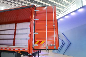 �й����� HOWO TX7 290���� 4X2 9.52��LNG��ʽ�ػ���(����8��)ͼƬ