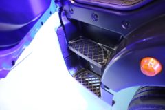 中国重汽 HOWO TX7 的卢版 280马力 4X2 9.8米厢式载货车