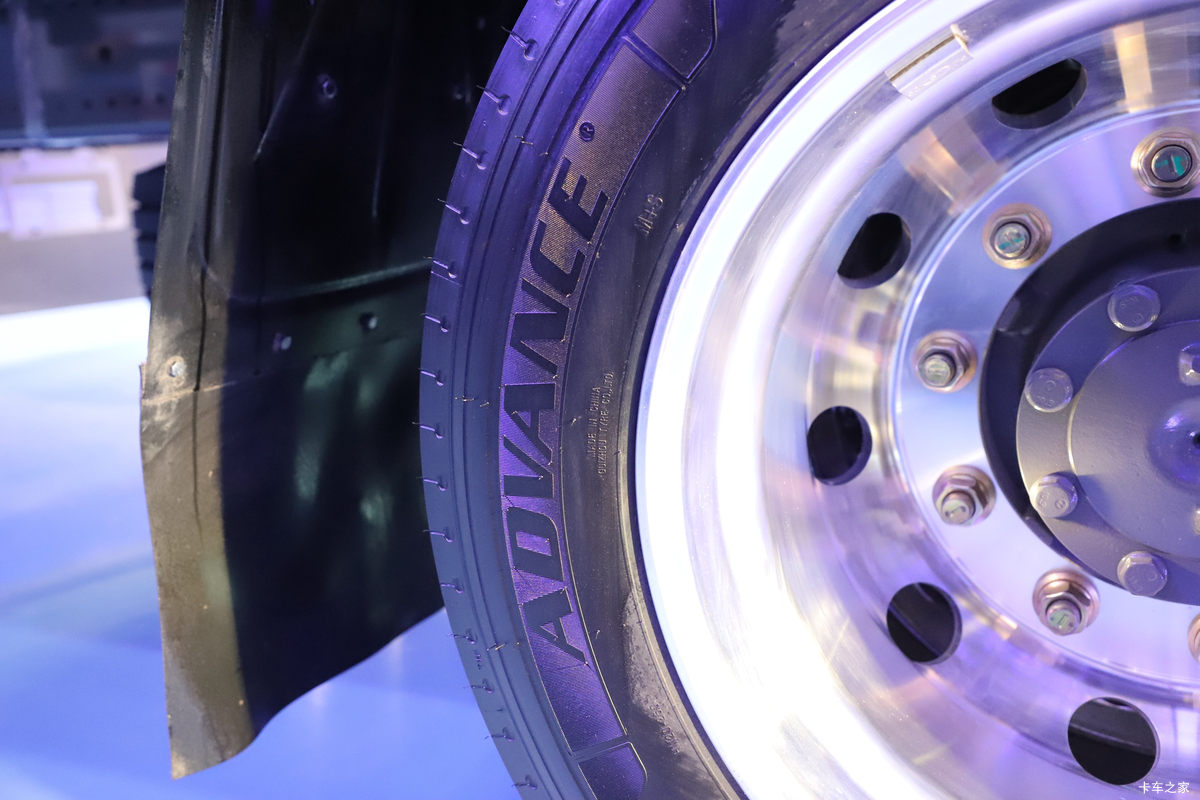 �й����� HOWO TX7 ��¬�� 280���� 4X2 9.8����ʽ�ػ�������                                                