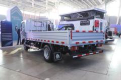 中国重汽HOWO 悍将M 145马力 4.15米单排栏板轻卡(ZZ1047F3313F145D)