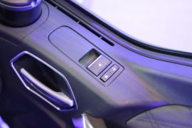 SITRAK G7H 载货车驾驶室                                               图片