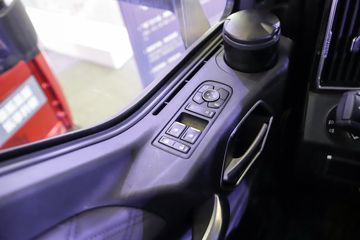 �й����� �ǵ¿�SITRAK G7H 400���� 6X2 9.6��AMT�Զ��������ػ���ͼƬ