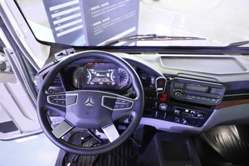 �й�����HOWO ͳ˧ 170���� 4.15�׵��������Ῠ(��������)(ZZ1077F3315F174)ͼƬ