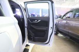 豪沃S6&nbsp;皮卡驾驶室                                               图片