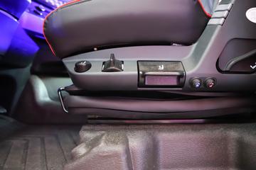 �й����� �ǵ¿�SITRAK G7H 480���� 8X4 9.52��LNG�Զ��������ػ���ͼƬ