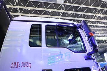 �й����� HOWO TX 31T 8X4 ����ʽ���綯���������賵(ZZ1317V346GZ1SEV)282kWhͼƬ