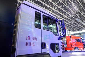 �й����� HOWO TX 31T 8X4 ����ʽ���綯���������賵(ZZ1317V346GZ1SEV)282kWhͼƬ