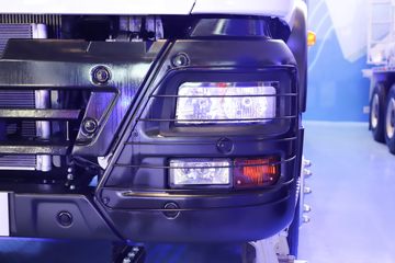 �й����� HOWO TX 31T 8X4 ����ʽ���綯���������賵(ZZ1317V346GZ1SEV)282kWhͼƬ