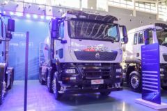 中国重汽 HOWO TX 31T 8X4 换电式纯电动混凝土搅拌车(ZZ1317V346GZ1SEV)282kWh 中国重汽 HOWO TX 31T 8X4 换电式纯电动混凝土搅拌车(ZZ1317V346GZ1SEV)282kWh