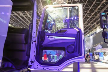 �й����� HOWO TX 31T 8X4 ����ʽ���綯���������賵(ZZ1317V346GZ1SEV)282kWhͼƬ