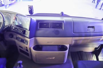 �й����� HOWO TX 31T 8X4 ����ʽ���綯���������賵(ZZ1317V346GZ1SEV)282kWhͼƬ