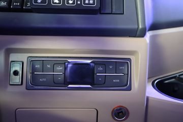 �й����� HOWO TX 31T 8X4 ����ʽ���綯���������賵(ZZ1317V346GZ1SEV)282kWhͼƬ