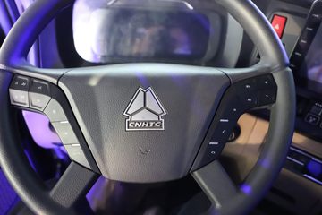 �й����� HOWO TX 31T 8X4 ����ʽ���綯���������賵(ZZ1317V346GZ1SEV)282kWhͼƬ