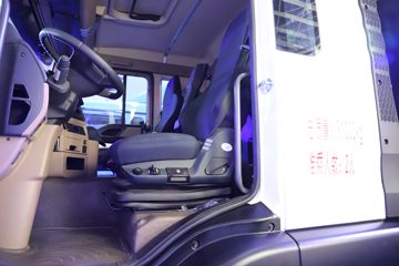 �й����� HOWO TX 31T 8X4 ����ʽ���綯���������賵(ZZ1317V346GZ1SEV)282kWhͼƬ