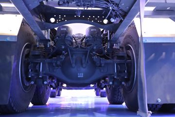 �й����� HOWO TX 31T 8X4 ����ʽ���綯���������賵(ZZ1317V346GZ1SEV)282kWhͼƬ