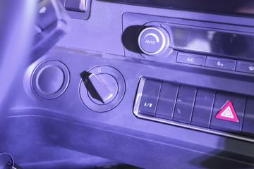 �й����� �ǵ¿�SITRAK G5S 290���� 4X2 9.92��LNG�Զ�����ʽ�ػ���ͼƬ