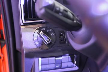 �й����� �ǵ¿�SITRAK G5S 290���� 4X2 9.92��LNG�Զ�����ʽ�ػ���ͼƬ