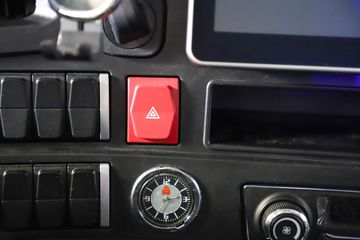 �й�����HOWO ͳ˧ 4.5T ���Ŵ��綯�Ῠ����132kWhͼƬ