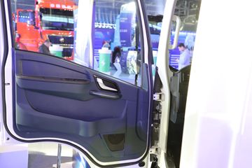 �й�����HOWO ͳ˧ 4.5T ���Ŵ��綯�Ῠ����132kWhͼƬ